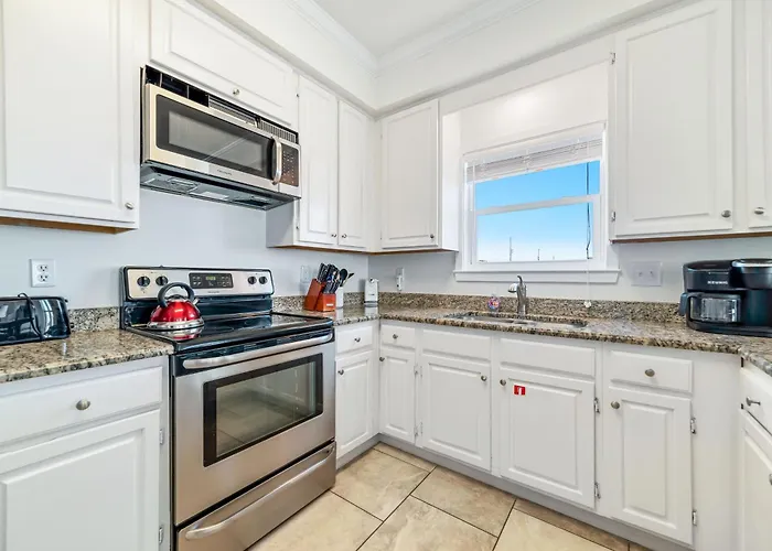 Sol Mate By Gsvr - Spacious Beachfront Retreat With Private Pool - Free Activities And Golf Holiday home Gulf Shores